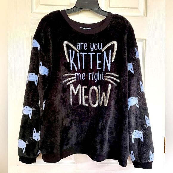 BLACK WASHABLE VELVET & SEQUIN SWEATER with BLUE KITTIES EUC SIZE XXL - Picture 1 of 5